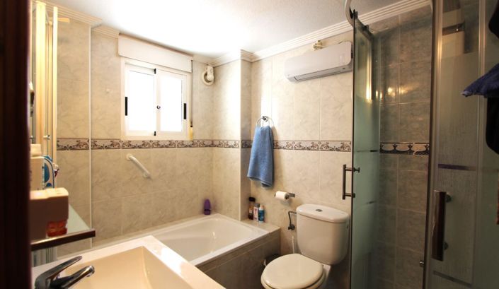 Image No.26-3 Bed Villa for sale