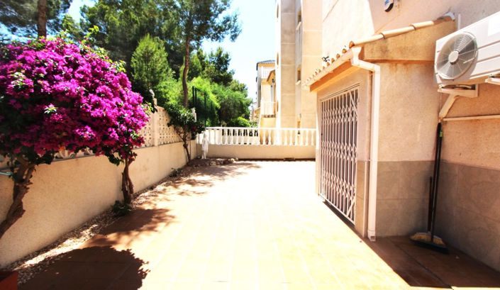 Image No.29-3 Bed Villa for sale