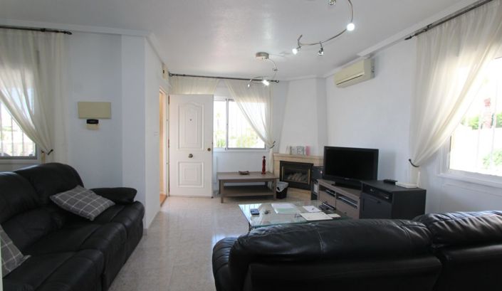 Image No.5-3 Bed Villa for sale