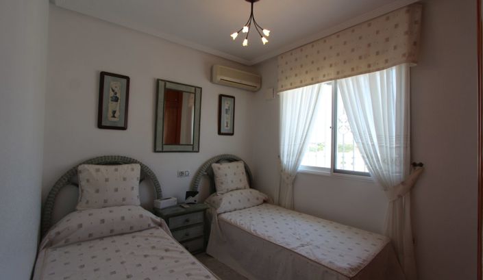 Image No.7-3 Bed Villa for sale