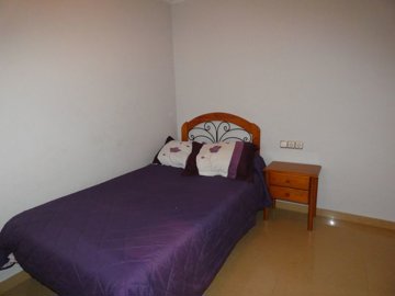 199140290townhouseforsaleinalgorfa24177149lar