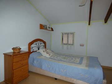 199140290townhouseforsaleinalgorfa24177150lar