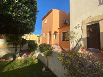 1 - Algorfa, Maison de ville