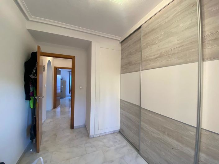 Image No.11-3 Bed Townhouse for sale