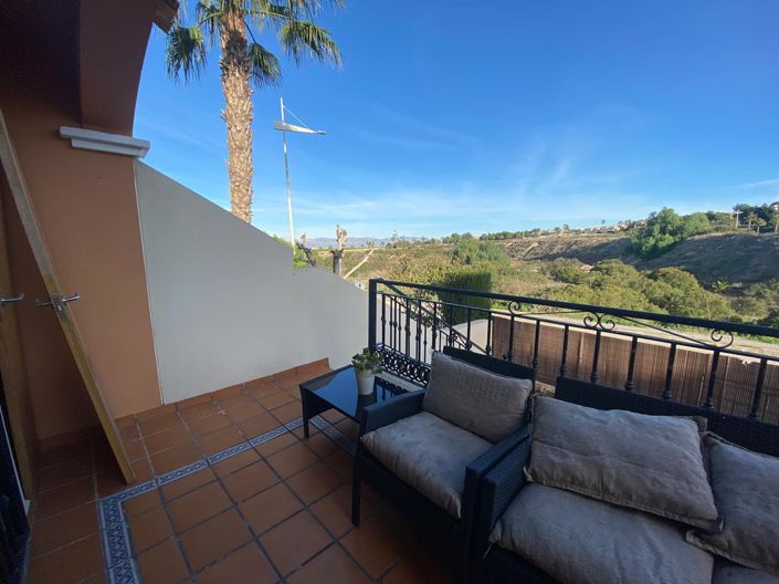 Image No.19-3 Bed Townhouse for sale