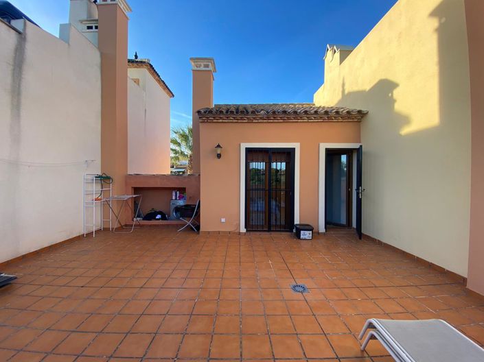 Image No.30-3 Bed Townhouse for sale