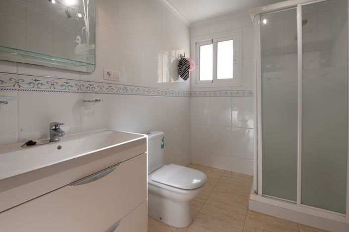 Image No.20-4 Bed Villa for sale