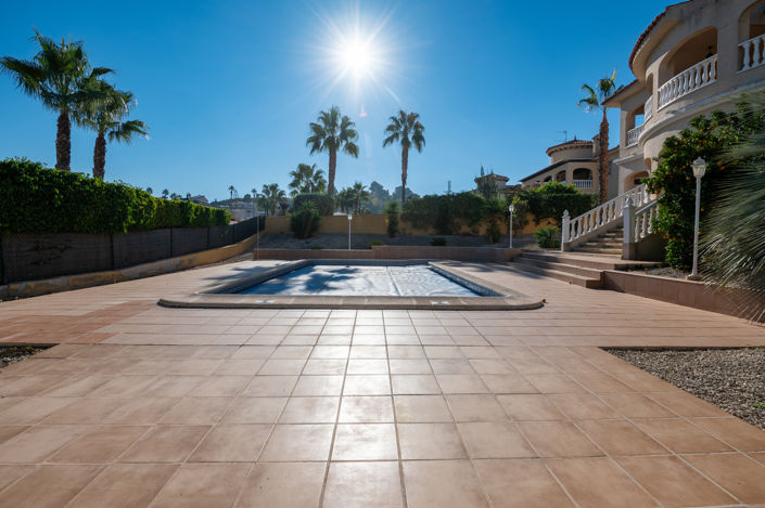 Image No.21-4 Bed Villa for sale