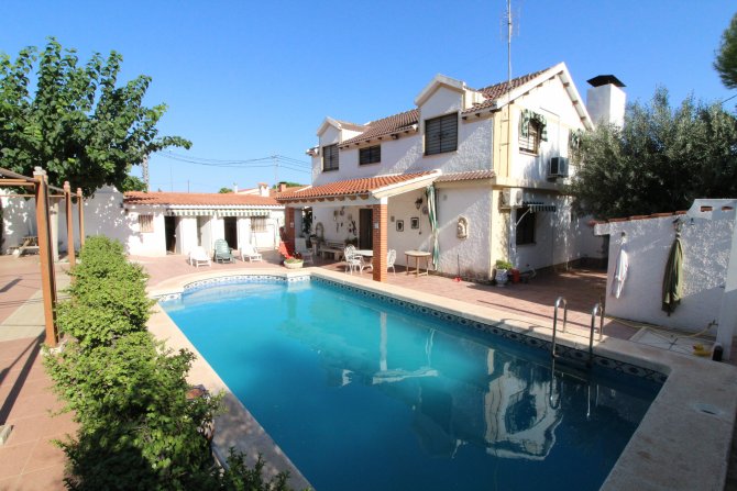 Image No.19-6 Bed Villa for sale