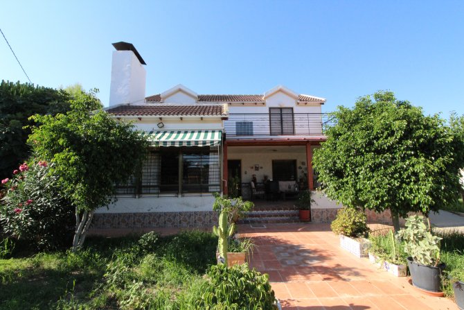 Image No.3-6 Bed Villa for sale
