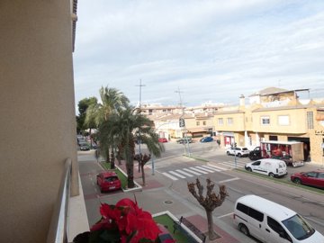 2384149135apartmentsforsaleinalgorfa27577679l