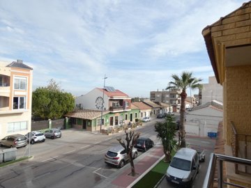 2384149135apartmentsforsaleinalgorfa27577683l