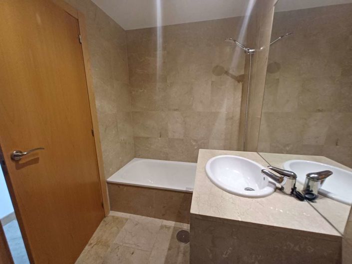 Image No.18-2 Bed Apartment for sale