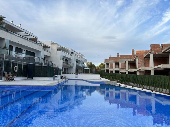 Image No.26-2 Bed Apartment for sale