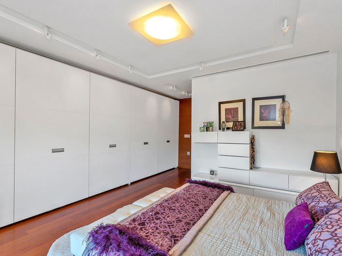 Image No.25-6 Bed Villa for sale