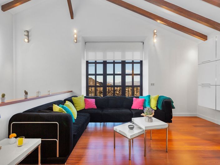 Image No.42-6 Bed Villa for sale