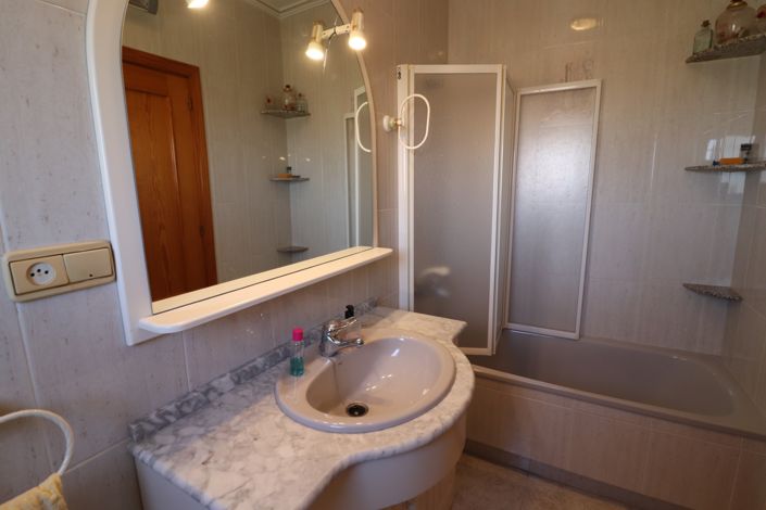 Image No.13-5 Bed Villa for sale