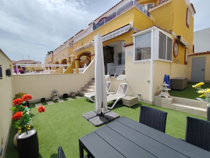 Image No.1-2 Bed Townhouse for sale
