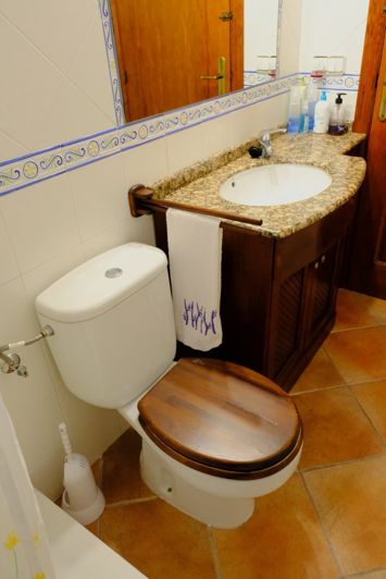 Image No.37-4 Bed Property for sale