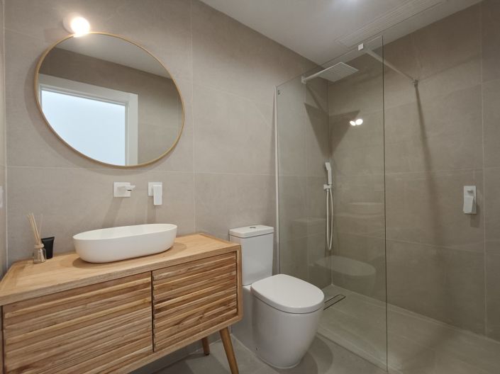 Image No.10-3 Bed Villa for sale