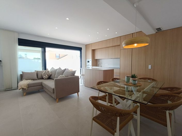 Image No.14-3 Bed Villa for sale