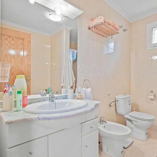 Image No.14-4 Bed Villa for sale