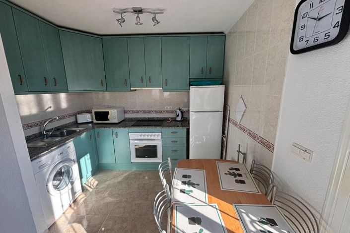 Image No.8-5 Bed Property for sale