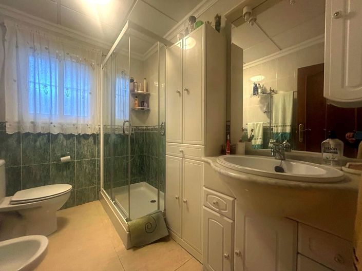 Image No.19-3 Bed Villa for sale