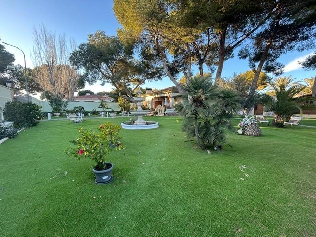 Image No.26-3 Bed Villa for sale