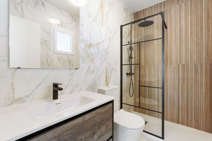 Image No.19-3 Bed Villa for sale