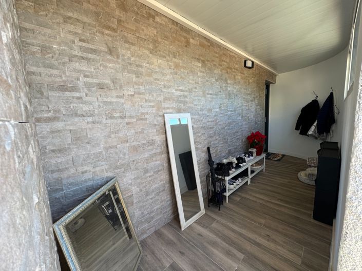 Image No.25-5 Bed Villa for sale