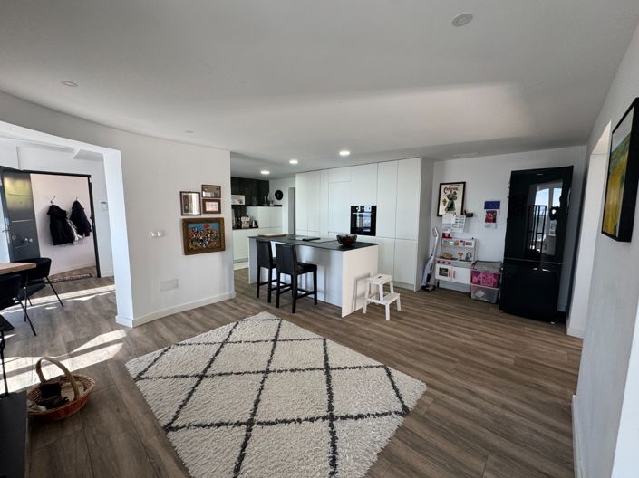 Image No.29-5 Bed Villa for sale