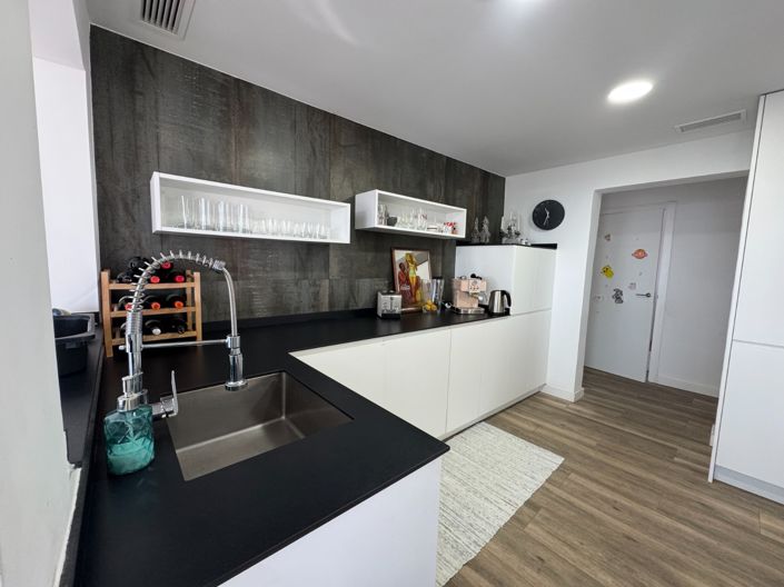 Image No.4-5 Bed Villa for sale