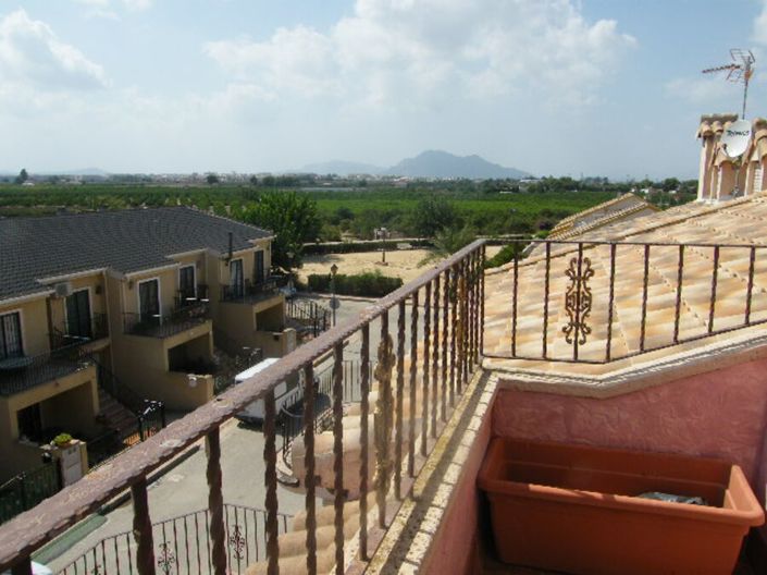 Image No.48-6 Bed Townhouse for sale