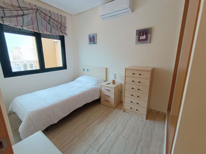 Image No.12-3 Bed Property for sale