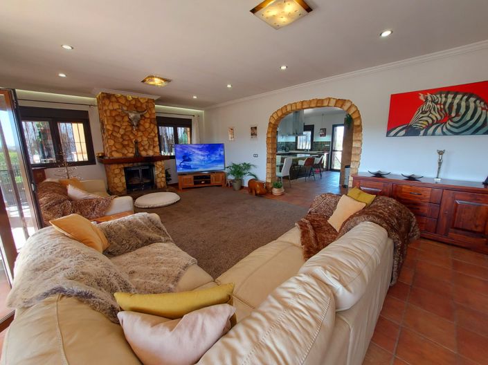 Image No.16-4 Bed Finca for sale