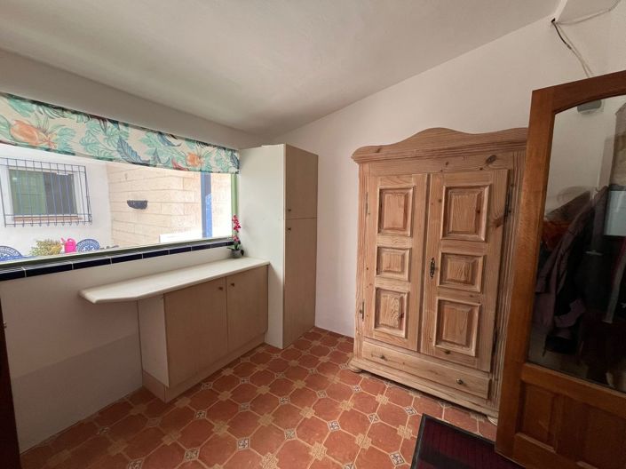 Image No.33-6 Bed Finca for sale