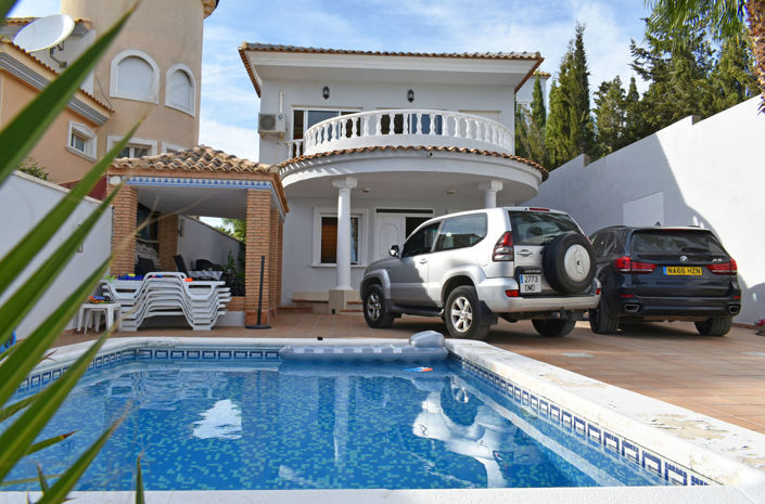 Image No.1-Villa de 5 chambres à vendre à Torremendo