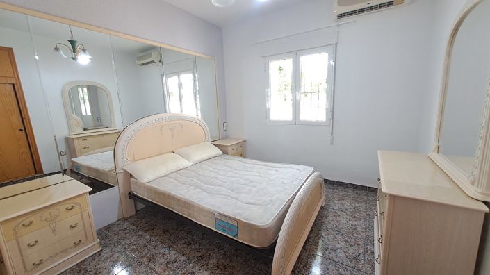 Image No.20-5 Bed Villa for sale