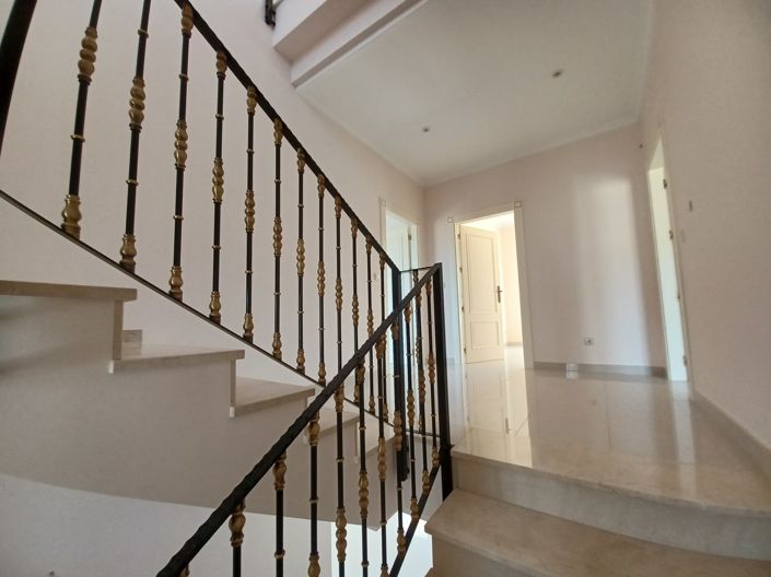 Image No.36-4 Bed Villa for sale