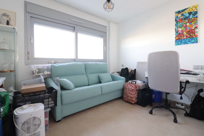 Image No.10-2 Bed Apartment for sale