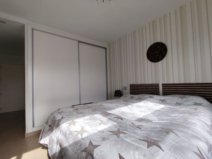 Image No.9-2 Bed Apartment for sale