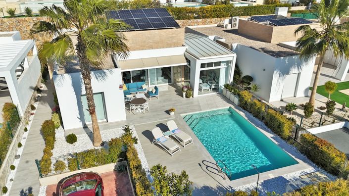 Image No.2-3 Bed Villa for sale