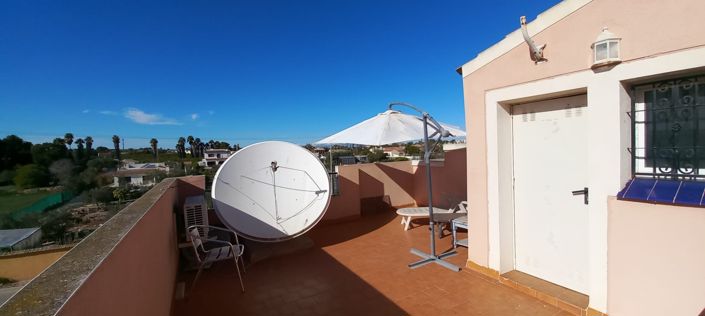 Image No.25-3 Bed Quad for sale