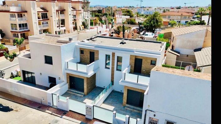 Image No.1-3 Bed Townhouse for sale