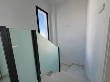 5478img20250513wa0023xlarge
