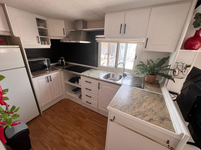 Image No.26-3 Bed Property for sale