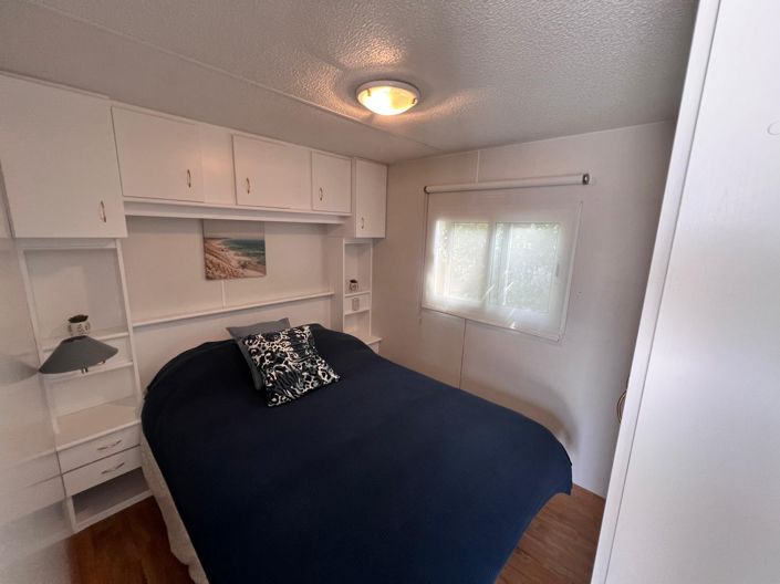 Image No.27-3 Bed Property for sale