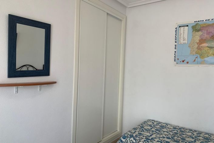 Image No.28-3 Bed Property for sale