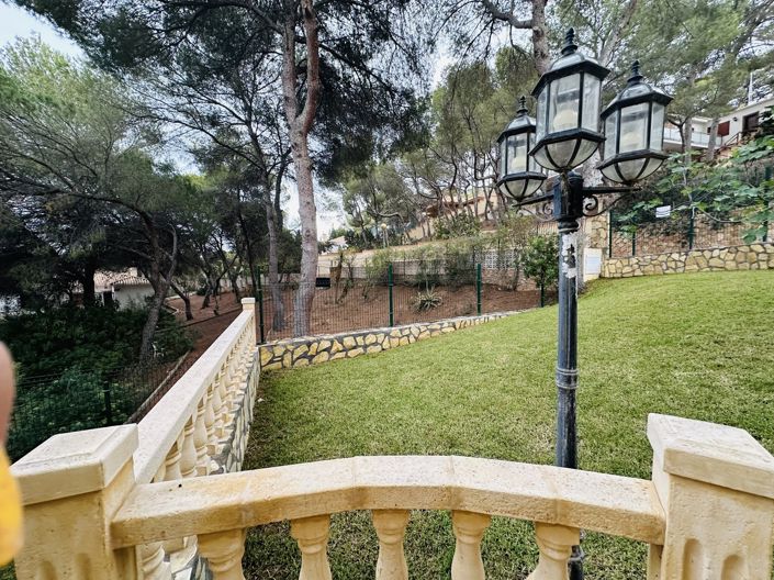 Image No.3-4 Bed Villa for sale